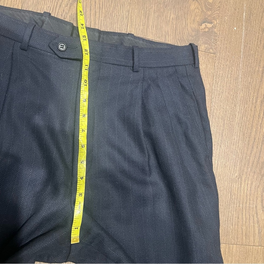 YSL Men’s Navy Blue Pinstriped Wool pants 33x27 - Picture 10 of 12